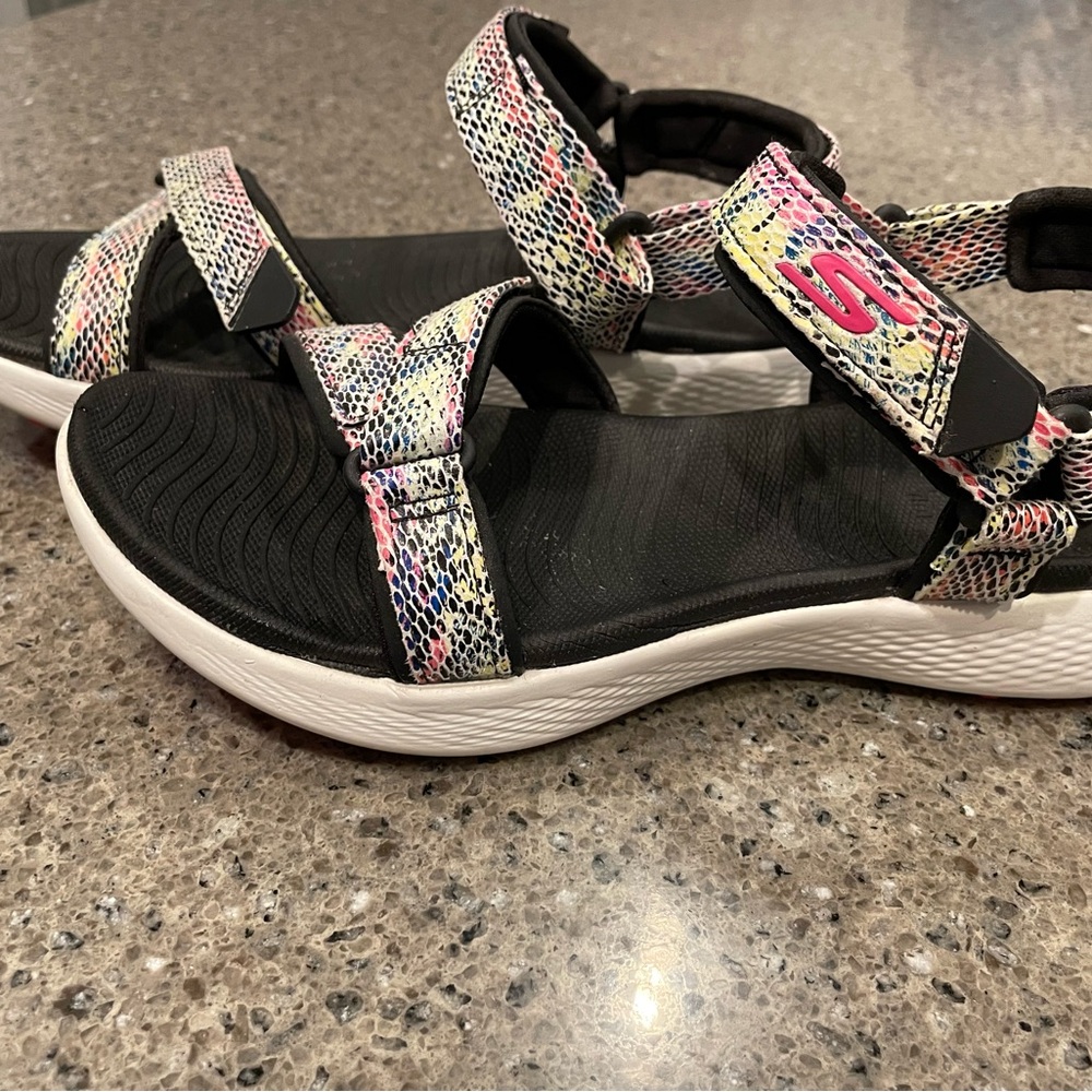 Women’s sketchers golf sandals